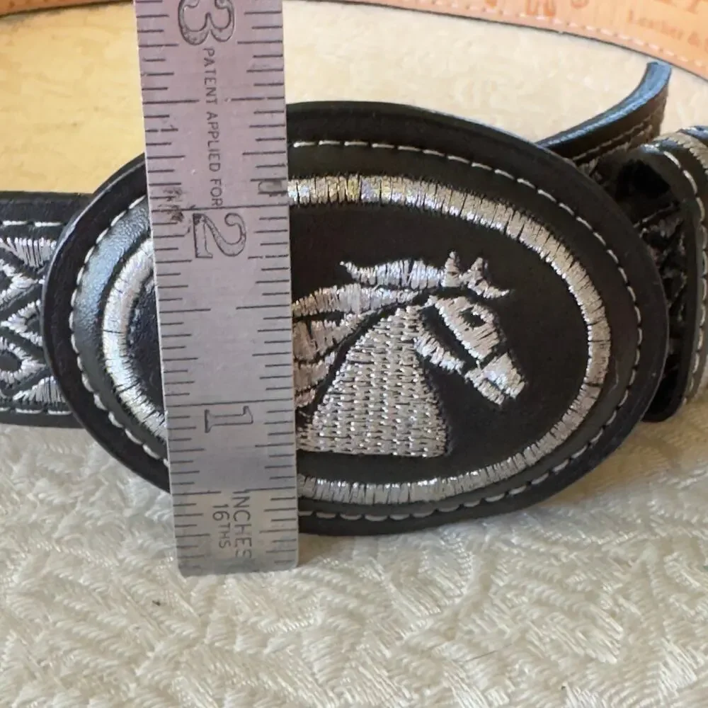 Western Leather & Silk Embroidered Black Belt Mustang Size 20 Youth YAC 1990’s
